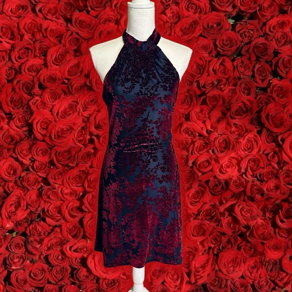 Dress the Population ‘Miranda’ Halterneck Mini Dress in “Burgundy/Black Cherry” - Picture 3 of 16
